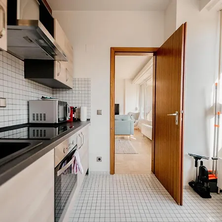 Stylish Minimalism In Kirchberg 1 Bus Stop To Lux Cntr Apartment